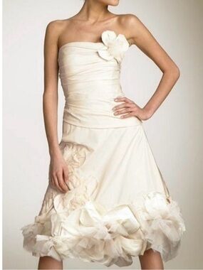 BCBGMaxAzria Strapless off white Cocktail Dress